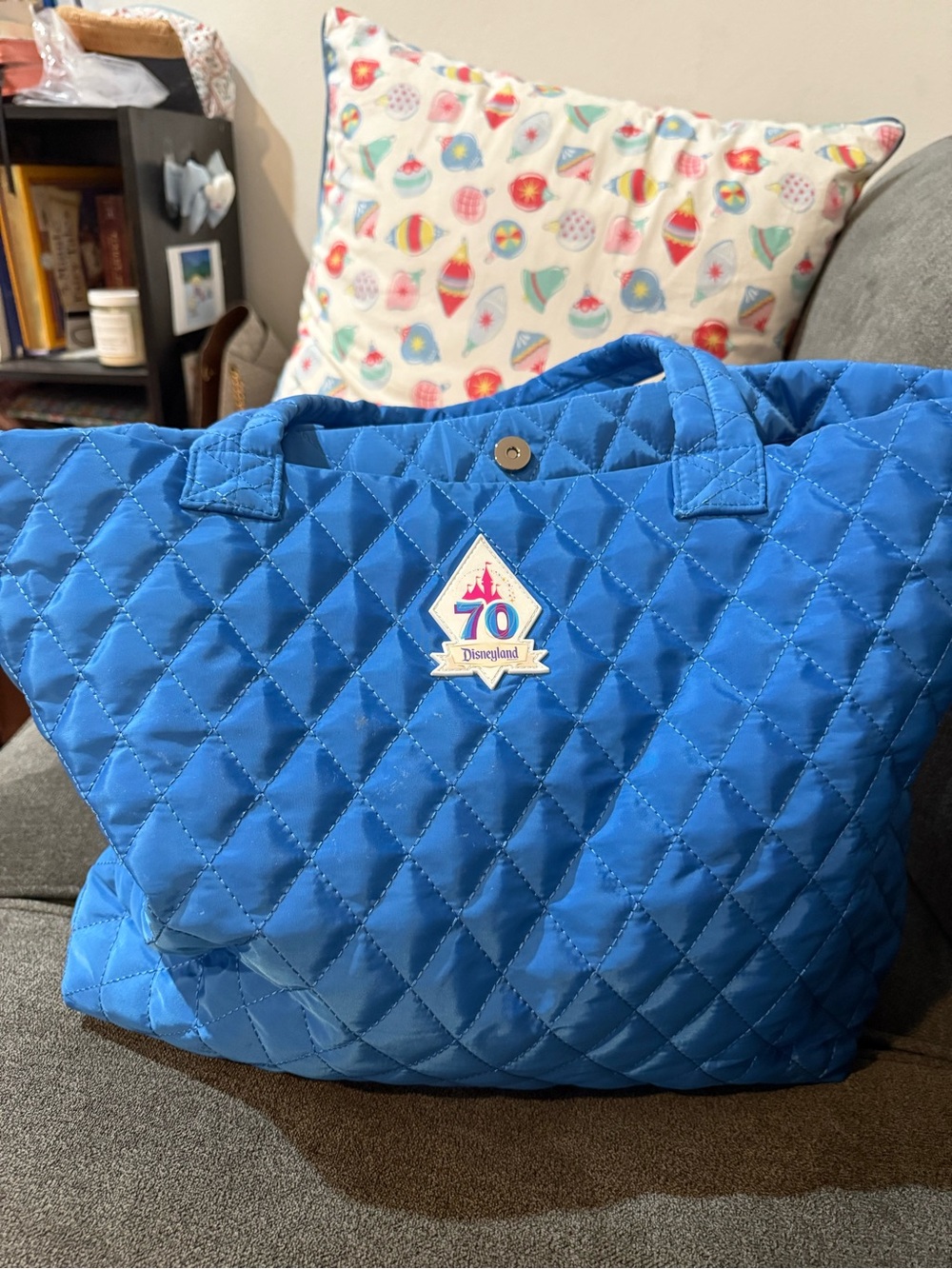 SPECIAL EDITION DISNEYLAND MAGICAL 70TH ANNIVERSARY BAG LARGE W/ INSIDE POCKETS
